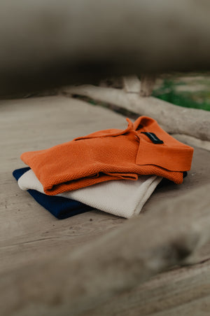 Polos