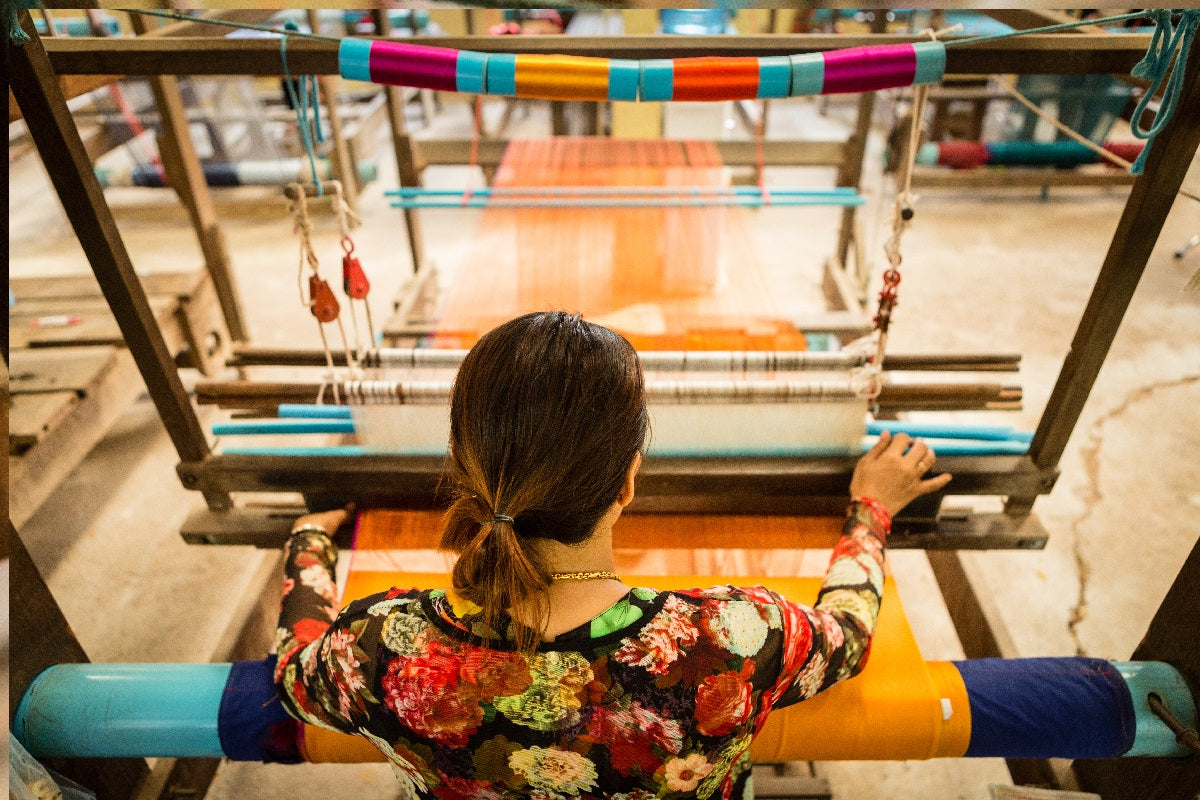 tissage manuel navette artisanat d'exception cambodge soie